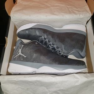 NIB Jordan B. Fly mens size 11